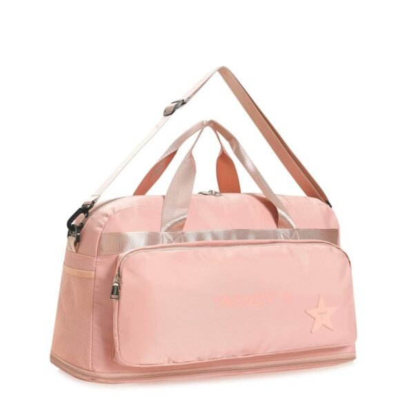 18574 - Bolso Trendy +INFO+FOTOS Info: Bol frontal, lats, org int, suj p valij, fuelle, tir desmnt  Composición: Nylon  Alto: 26cm  Ancho: 48cm  Profundidad: 22cm - Imagen 7