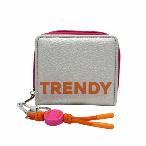 28709 - Billetera Trendy , +INFO+FOTOS Info: Llavero desmontable, incluye packaging Composición: PU Alto: 8cm Ancho: 12cm Profundidad: 3cm - Imagen 3