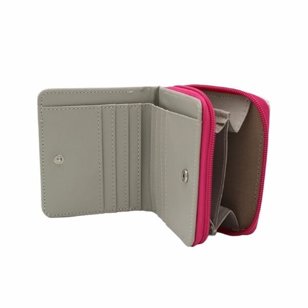 28709 - Billetera Trendy , +INFO+FOTOS Info: Llavero desmontable, incluye packaging Composición: PU Alto: 8cm Ancho: 12cm Profundidad: 3cm - Imagen 2