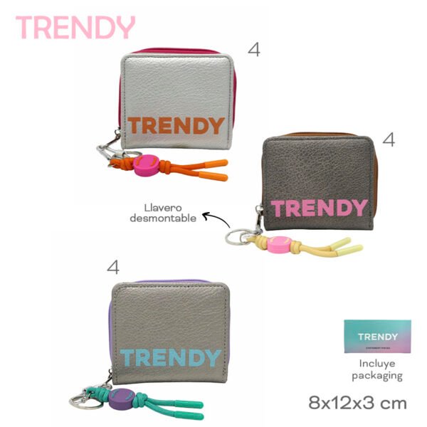 28709 - Billetera Trendy , +INFO+FOTOS Info: Llavero desmontable, incluye packaging Composición: PU Alto: 8cm Ancho: 12cm Profundidad: 3cm