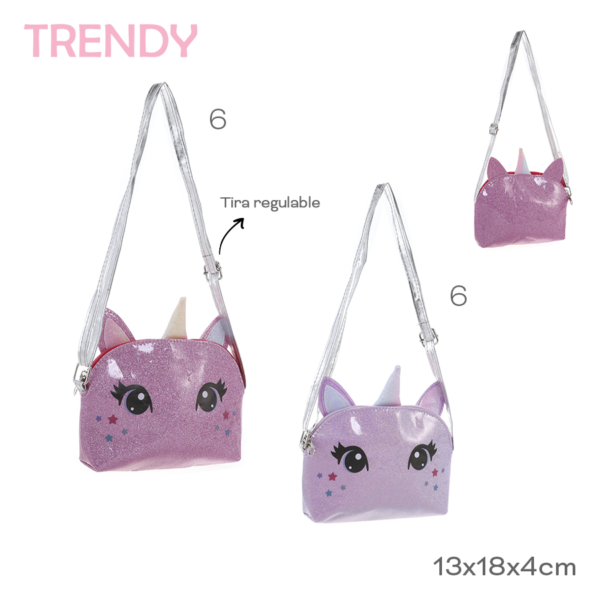 53720C - Carterita Infantil Trendy +INFO+FOTOS Info: Tira regulable Composición: TPU Alto: 13cm Ancho: 18cm Profundidad: 4cm